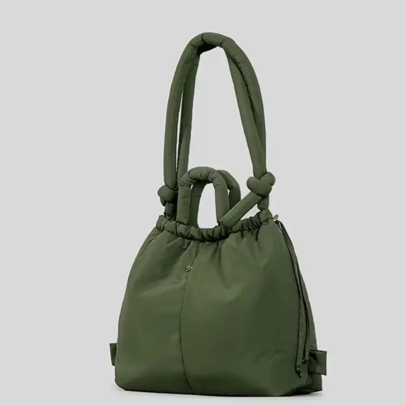 新款尼龙布抽绳双肩包女大容量轻便两用单肩包柔软夹棉手提包现货