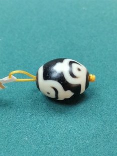 莲心四宝瓶达洛天珠藏传至纯九眼石页岩玉髓玛瑙真品细手串项链