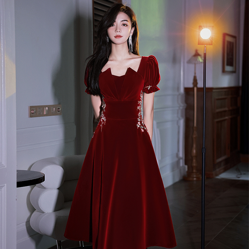新款高货新娘酒红色敬酒服回门服平时穿答谢宴礼服中式显瘦绣花结