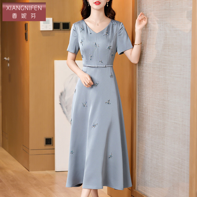 简约通勤优雅端庄时尚