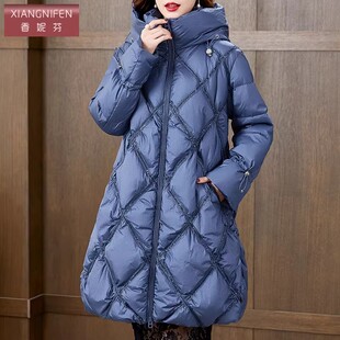 冬季 外套显年轻 洋气加厚保暖高端妈妈白鸭绒羽绒服女2026新款 时尚