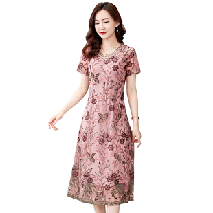 香妮芬高级感气质淑女风刺绣连衣裙2025新款夏季中年妈妈减龄裙子