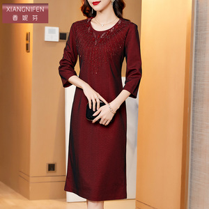 香妮芬2026春季新款中年妈妈婚宴礼服高端精致优雅连衣裙女中长裙
