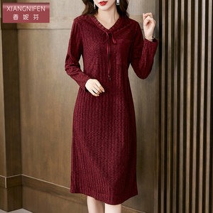 香妮芬红色V领系带设计2026春季新款妈妈连衣裙长袖气质收腰显瘦