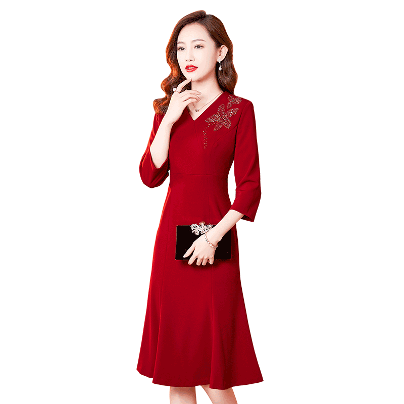 香妮芬时尚洋气v领妈妈婚庆礼服2026新款春季喜婆婆宴会连衣裙女