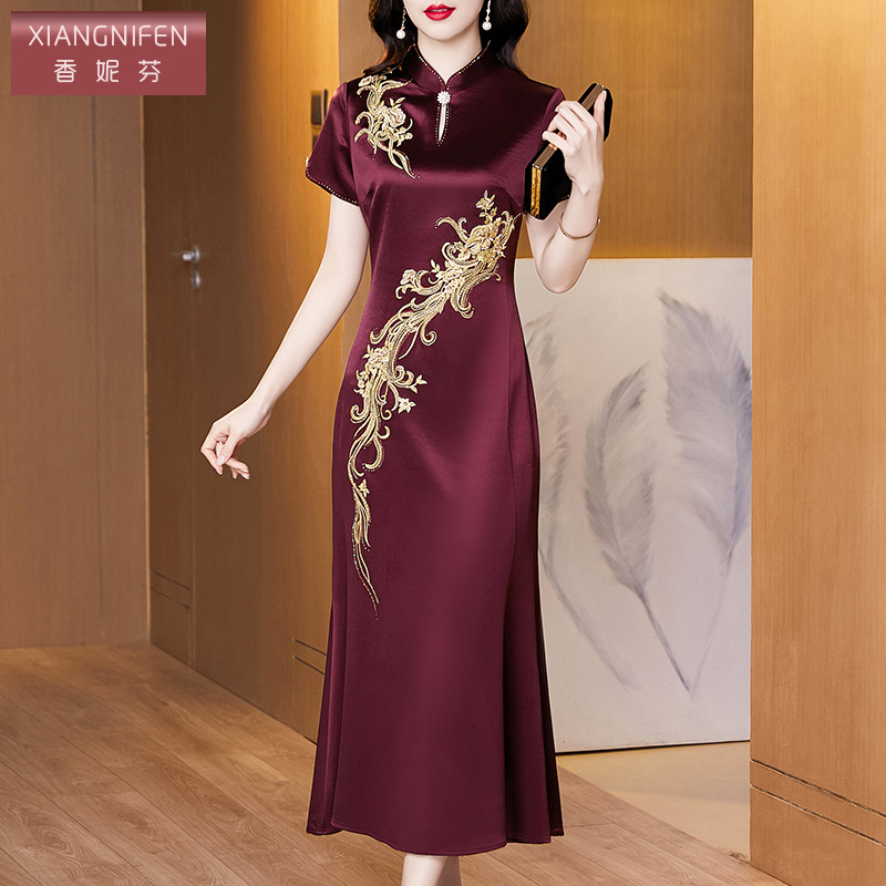 香妮芬简约通勤优雅端庄时尚