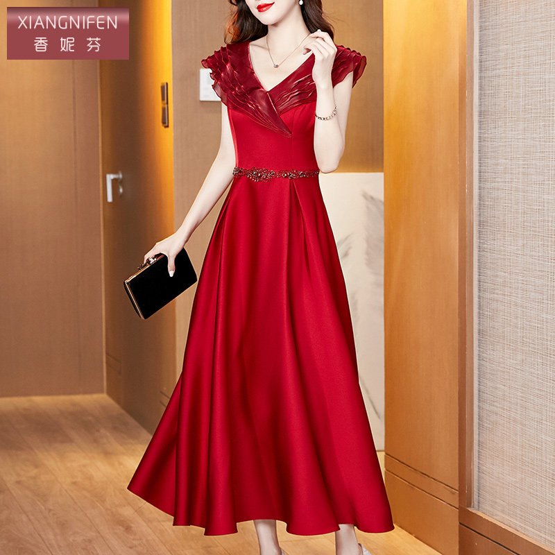 简约通勤优雅端庄时尚