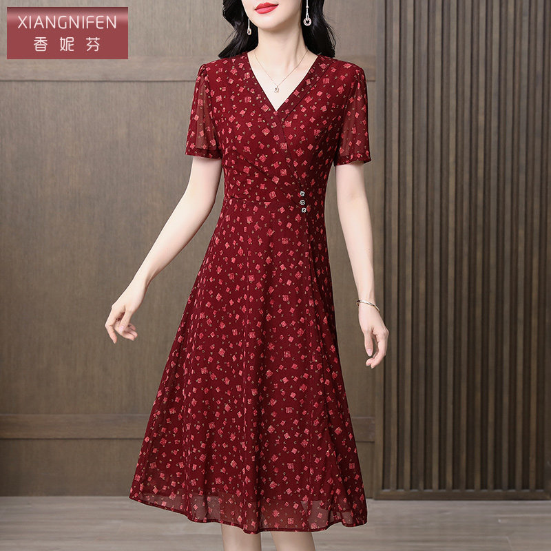 香妮芬简单大方中年妈妈夏气质连衣裙遮肚子2026新款高端品牌洋气