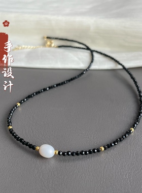 天然珍珠淡水珠黑色尖晶石水晶项链女款超细显白2mm高级感锁骨链