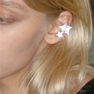 卖耳环的老大爷 肌理拉丝星星耳骨夹女轻奢小众银色耳廓夹耳饰