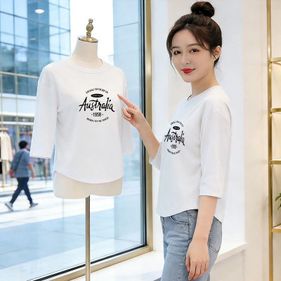 2026新品高品质中袖字母印花T恤女白色上衣正肩打底衫中年女装