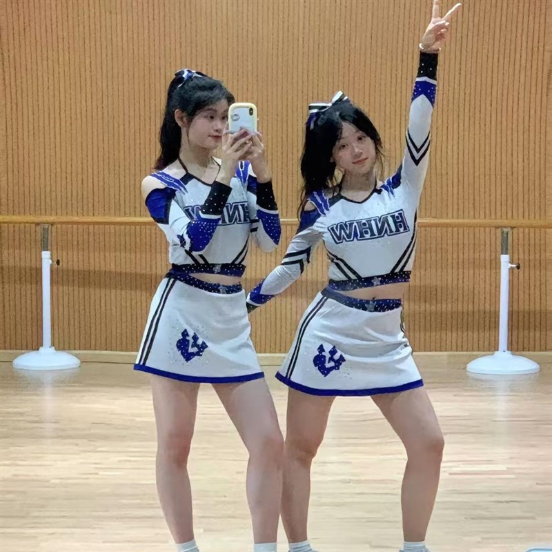 优选定制成人校园运动会啦啦操队服儿童团体竞技比赛演.出服健美