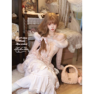 莉摩Bobon21 外套T2456 雪吻奈奈拉肩毛绒500g厚麻花针织衫