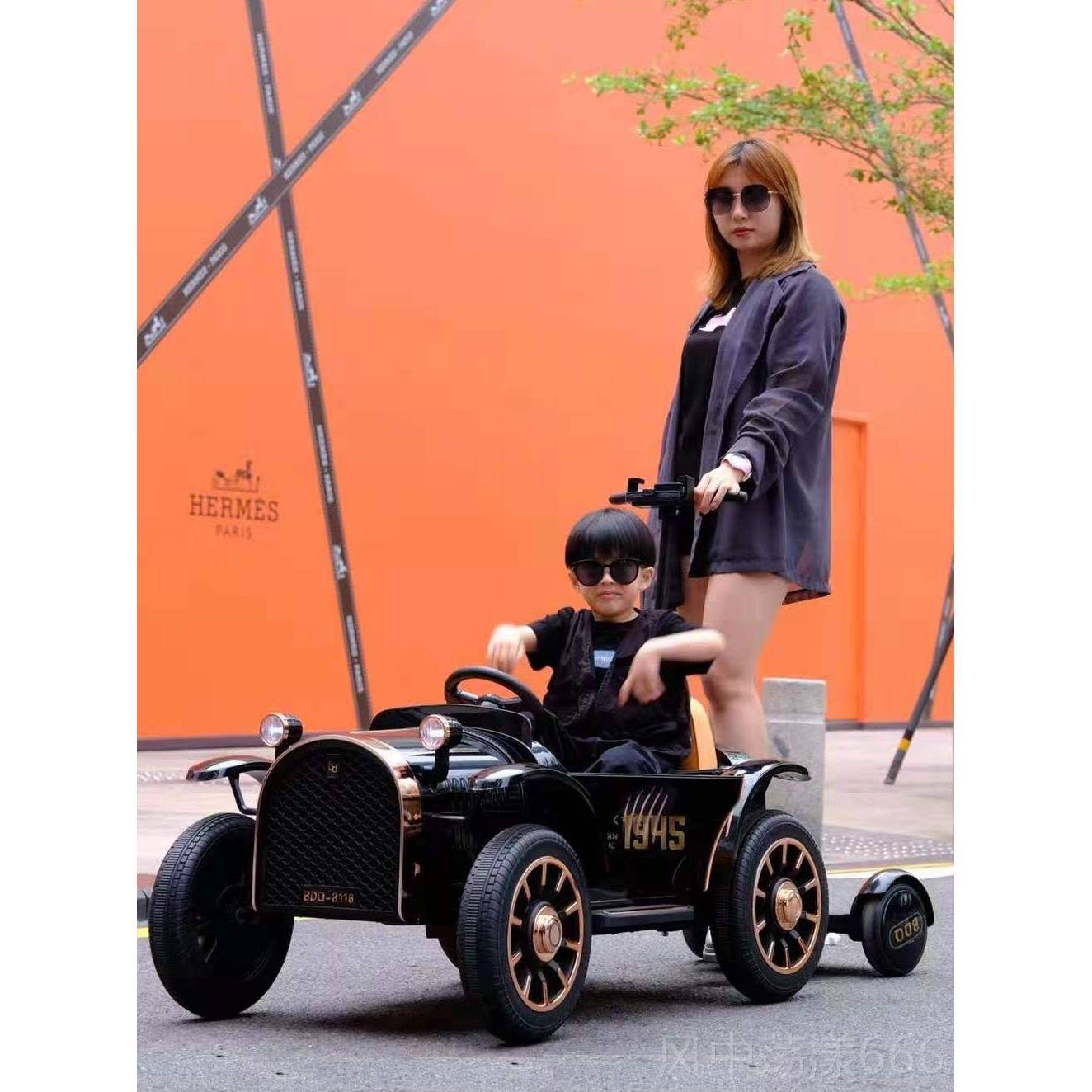 正品童电动车轮遥控汽车老爷车可坐双人孩玩四具车儿可站大人亲子