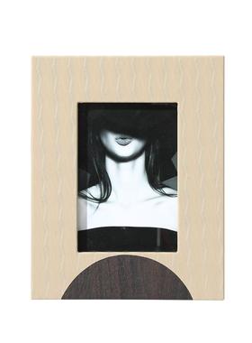 现代简约时尚皮革波纹相框