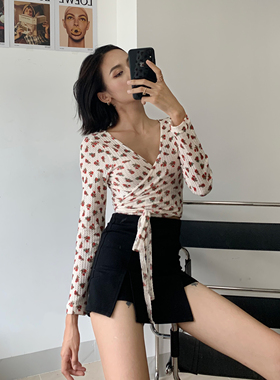 WS STUDIOS 欧美复古V领可爱碎花交叉绑带针织长袖上衣INS薄款T恤