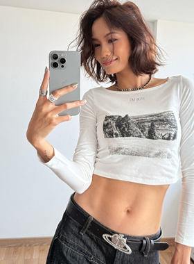 wsstudios定制飒姐日常一字大圆领露锁骨印花T恤宽松下摆长袖上衣