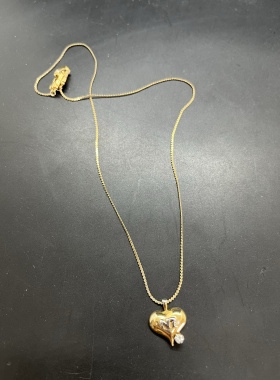 Vintage中古Nina Ricci金色爱心项链 扣头氧化 介意勿拍