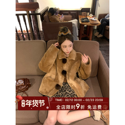 MLS 绒系布朗尼 挚爱体感 2025冬季新款女落肩双口袋翻领宽松外套