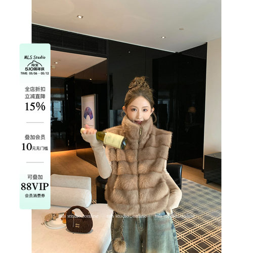 MLS层叠毛序立领仿貂毛马甲女