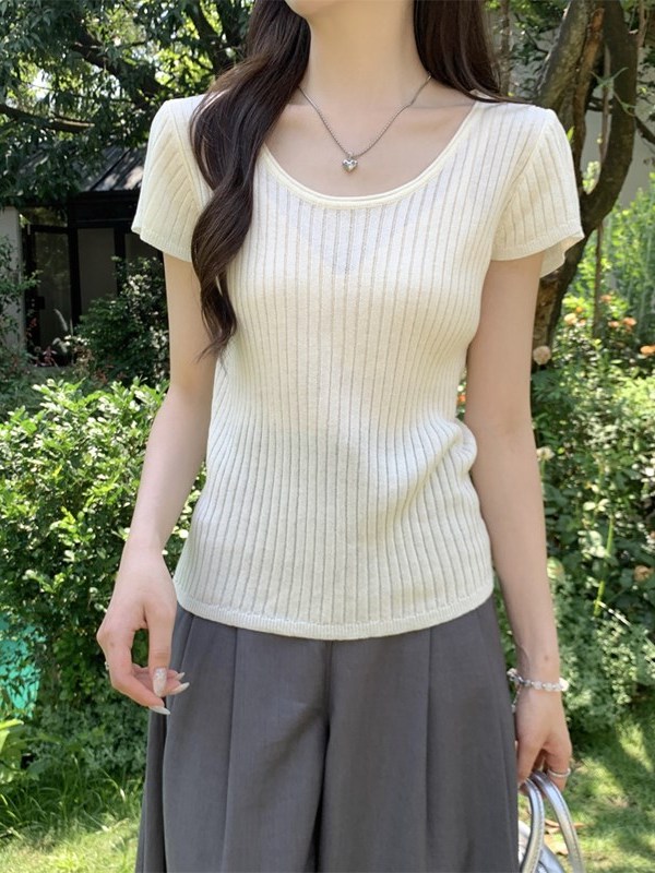 白色圆领冰丝针织短袖t恤女子夏季2025新修身t恤韩国风格上衣