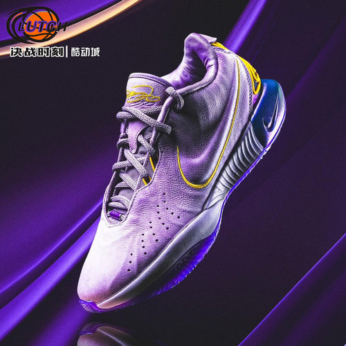 詹姆斯21低帮男子运动缓震篮球鞋