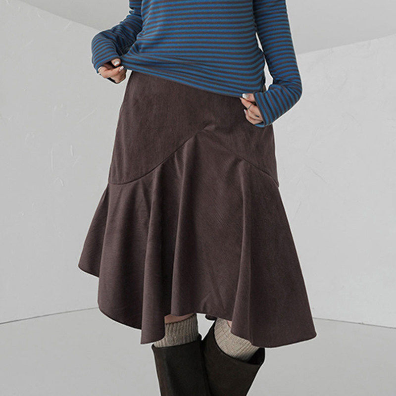 SWEETOWN小众设计复古感做旧棕色鱼尾中长裙甜辣显瘦不规则半身裙