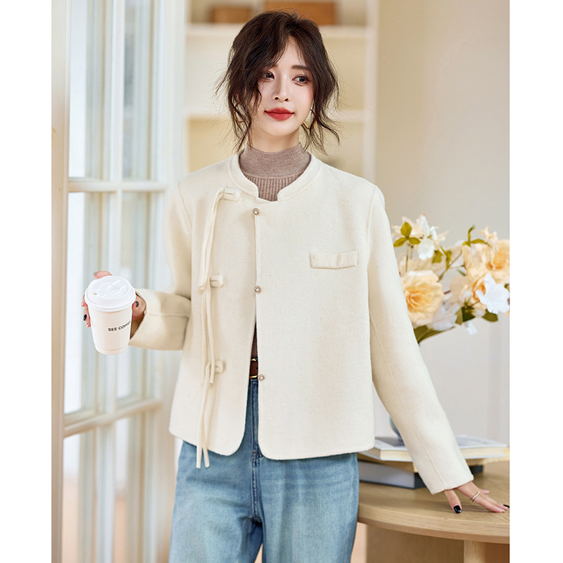 品牌苏昔然彩女装2025新款大码女装立领设计感短款高级呢外套