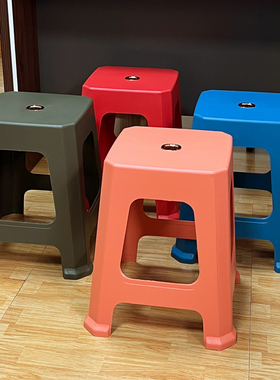 42CM坐高塑料中凳成人培训凳烧烤摊加厚防滑家用户外军训中凳胶凳
