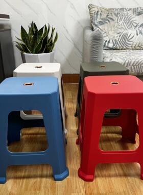 塑料凳子成人培训画室42CM防滑小吃摊加厚熟胶凳户外极简军训中凳