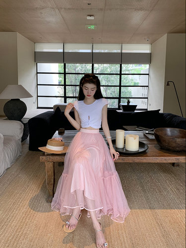 YEXIAOTING叶小婷 Haerin速写 扭结设计镂空短t正肩白色短款T恤