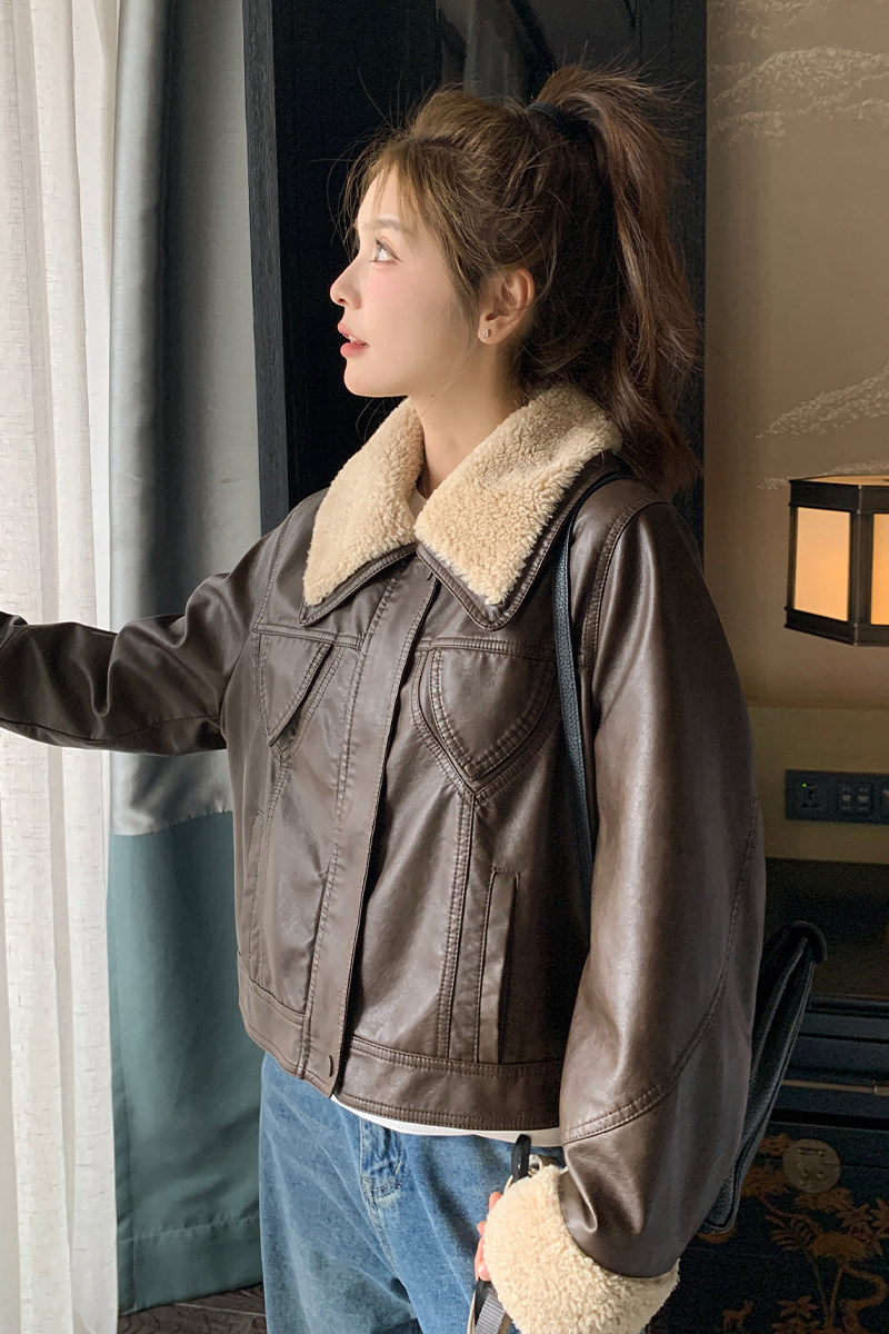 大货三色皮衣女外套2025年冬季新款皮毛一体7116P195K298,女装短外套,2C268
