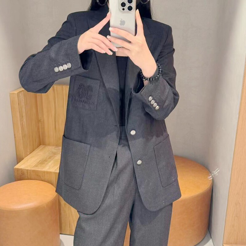 CHESTER CHARLES 23秋季女款高级灰薄款羊毛廓型西装外套香港代购