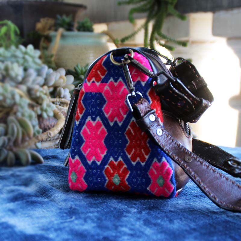 民族风手工刺绣手提斜挎小包复古国风绣花头层牛皮百搭实用女包