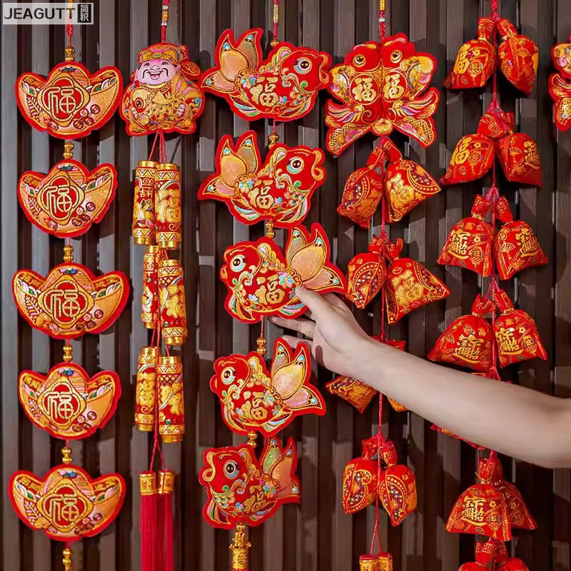 2026新年装饰辣椒串挂件墙上挂饰过年鞭炮中国结喜庆氛围场景布置