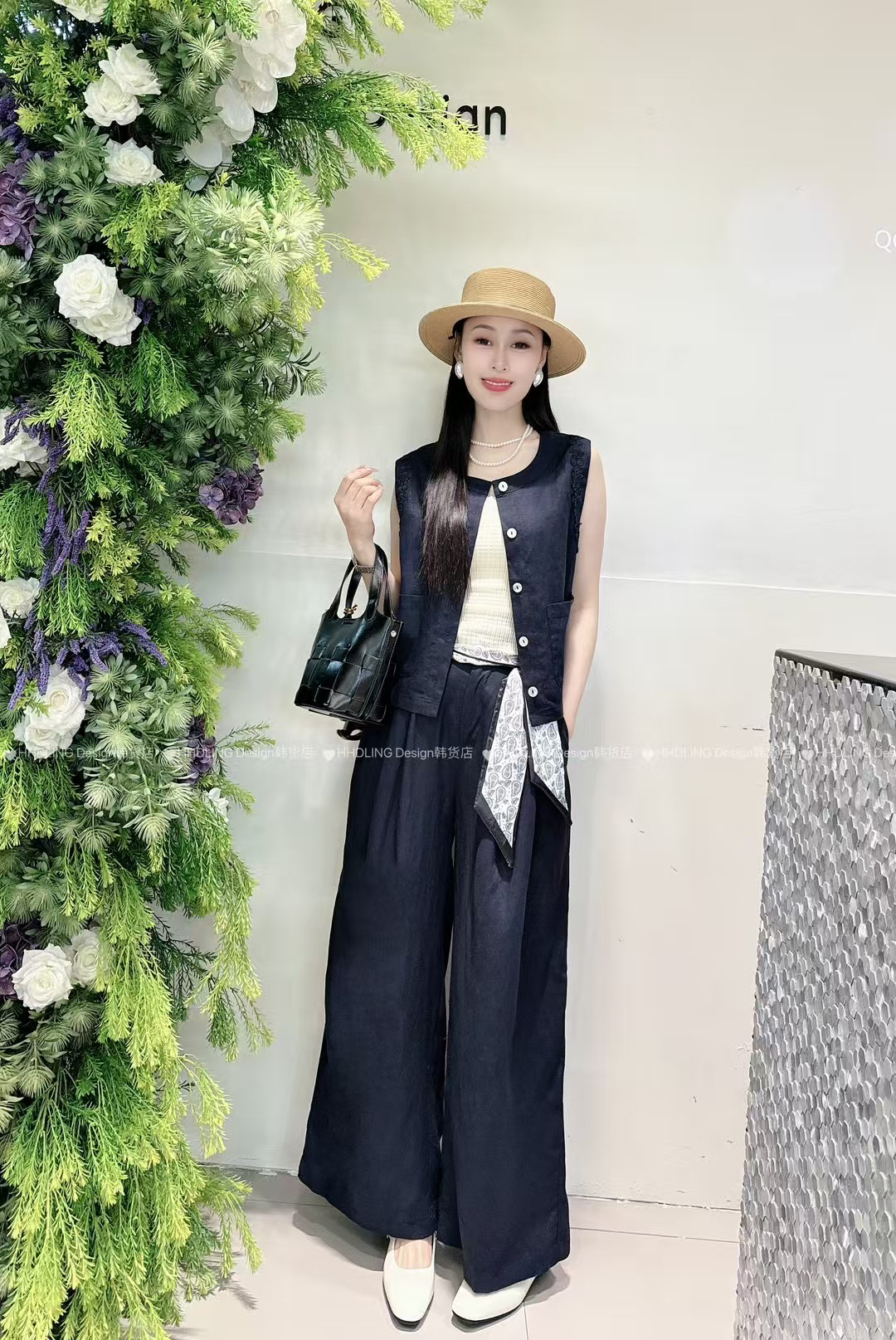 2025夏季新款韩版时尚百搭显瘦宽松休闲马甲女上衣潮阔腿裤套装