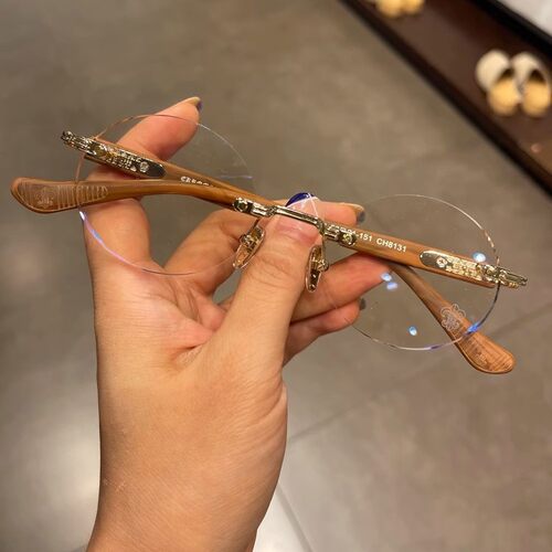 台州市椒江顺展眼镜厂克罗星眼镜