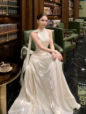 高级感法式无袖碎花连衣裙无袖