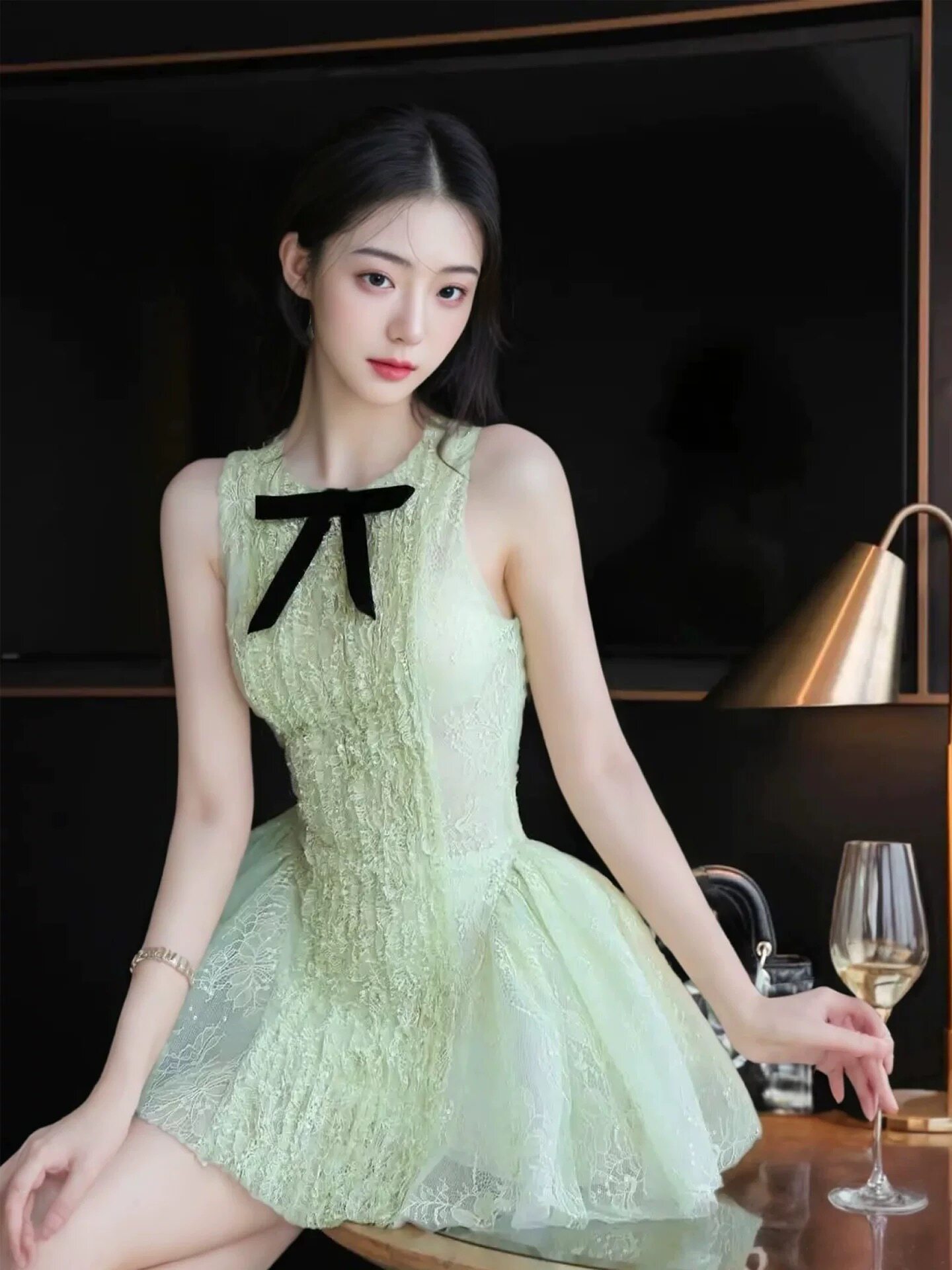 越南小众设计师品牌2025年夏季新款清新风蕾丝修身连衣短裙蓬蓬裙