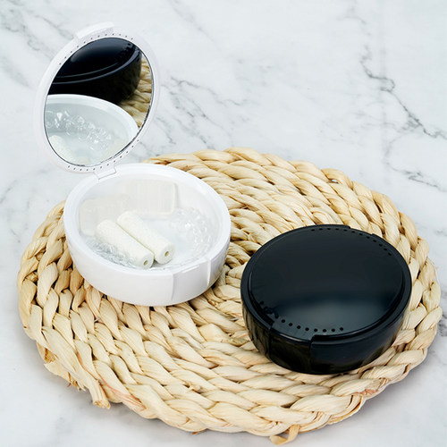 牙齿矫正器保持盒子隐适美