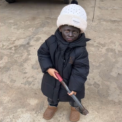 2025冬季新款儿童羽绒服黑色外套中长款连帽冬季时尚羽绒服冬装