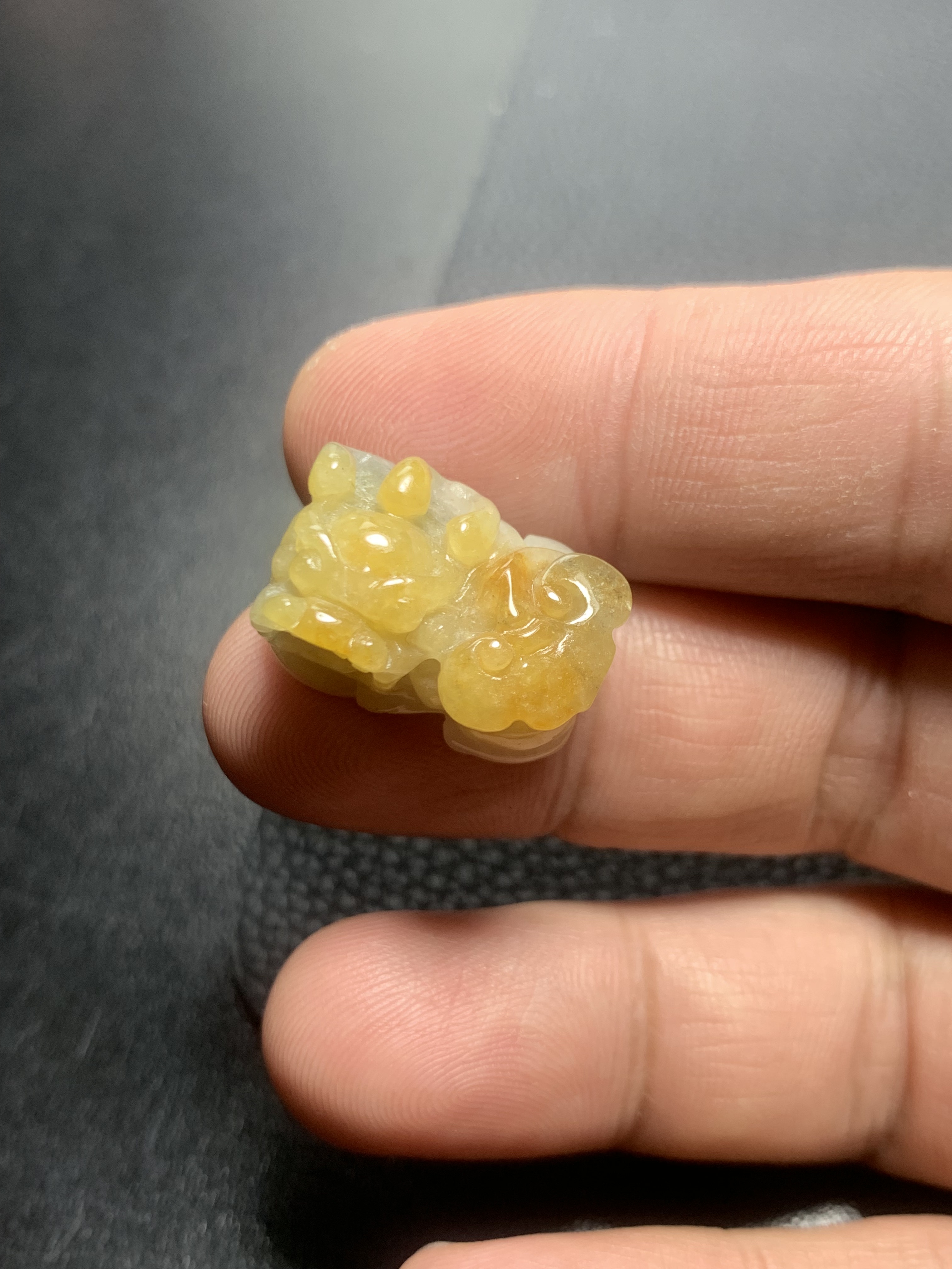 黄翡特色霸王貔貅挂件天然翡翠A货现货
