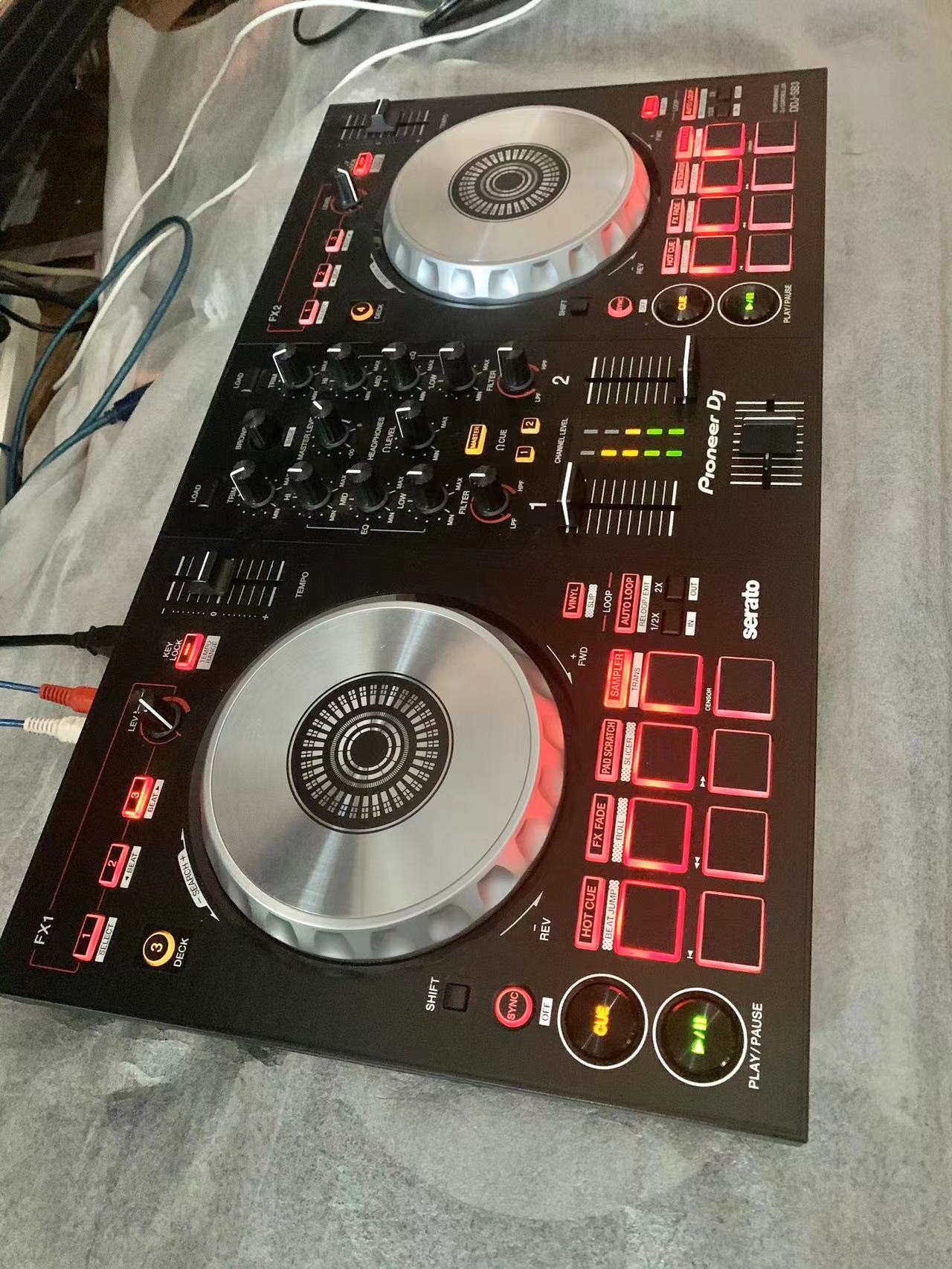 先锋DDJ-SB SB2 SB3入门打碟机控制器ddjsb3一体机serato dj lite