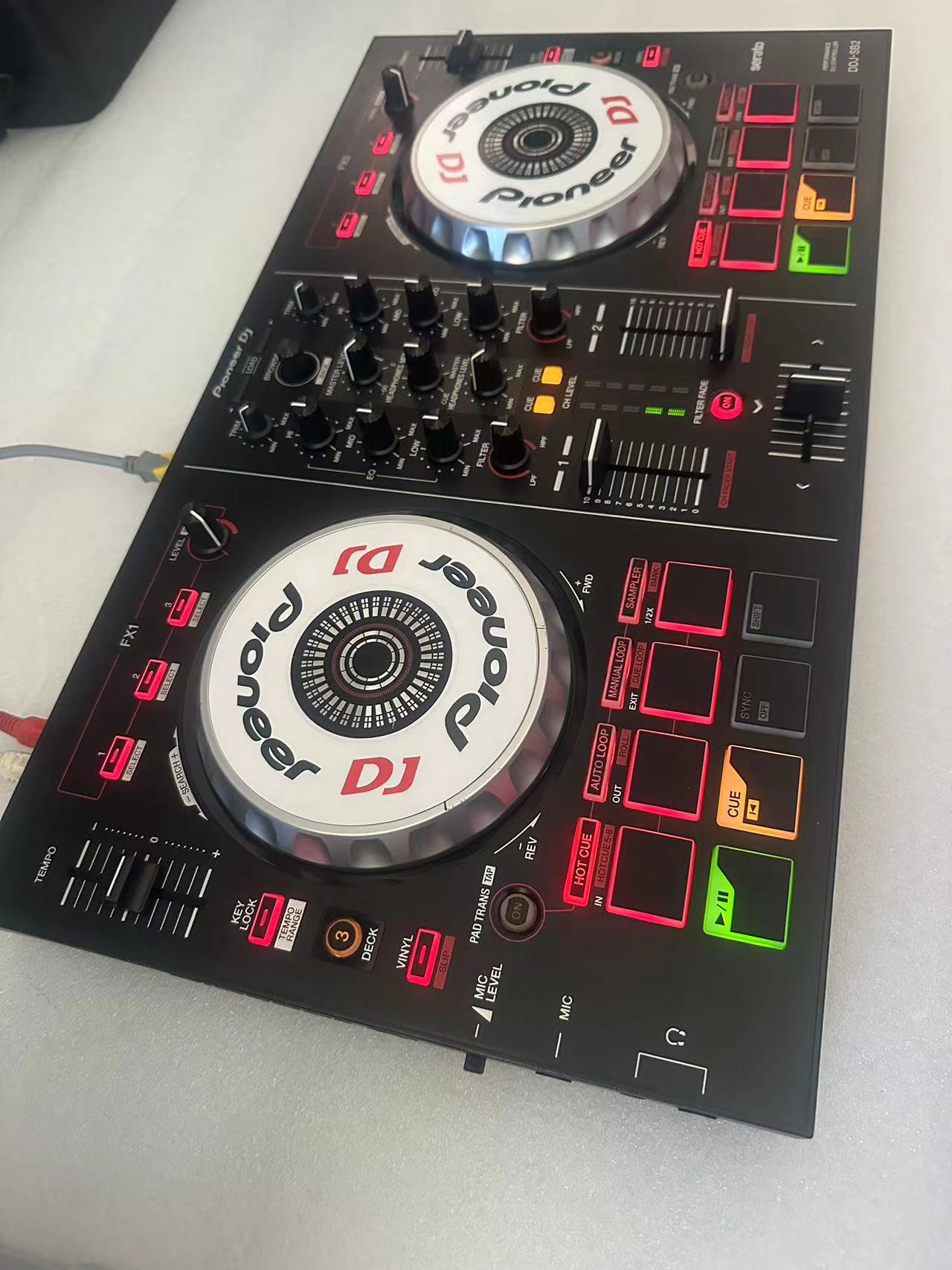 先锋DDJ-SB2打碟机ddjsb2控制器先锋sb2一体机Serato Dj Lite软件 影音电器 打碟机 原图主图