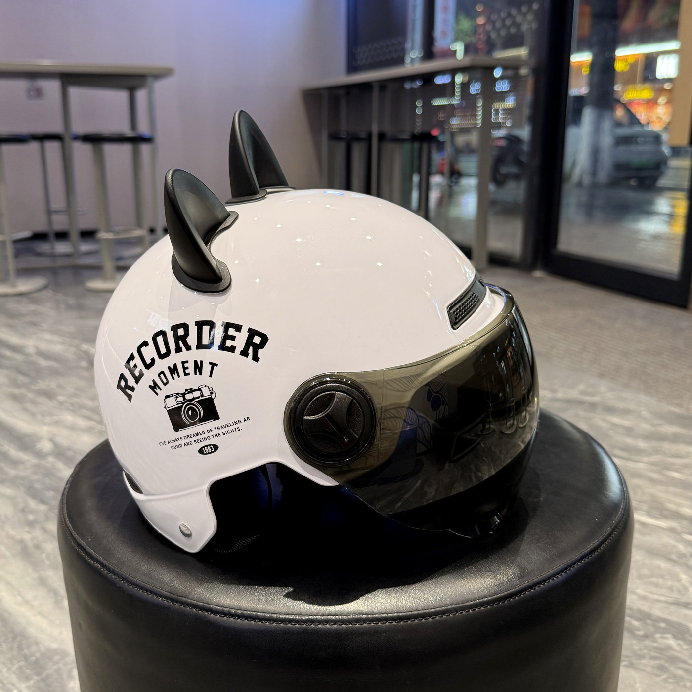 3C认证电动电瓶车头盔四季通用摩托车男女半盔耳朵夏天防晒安全帽