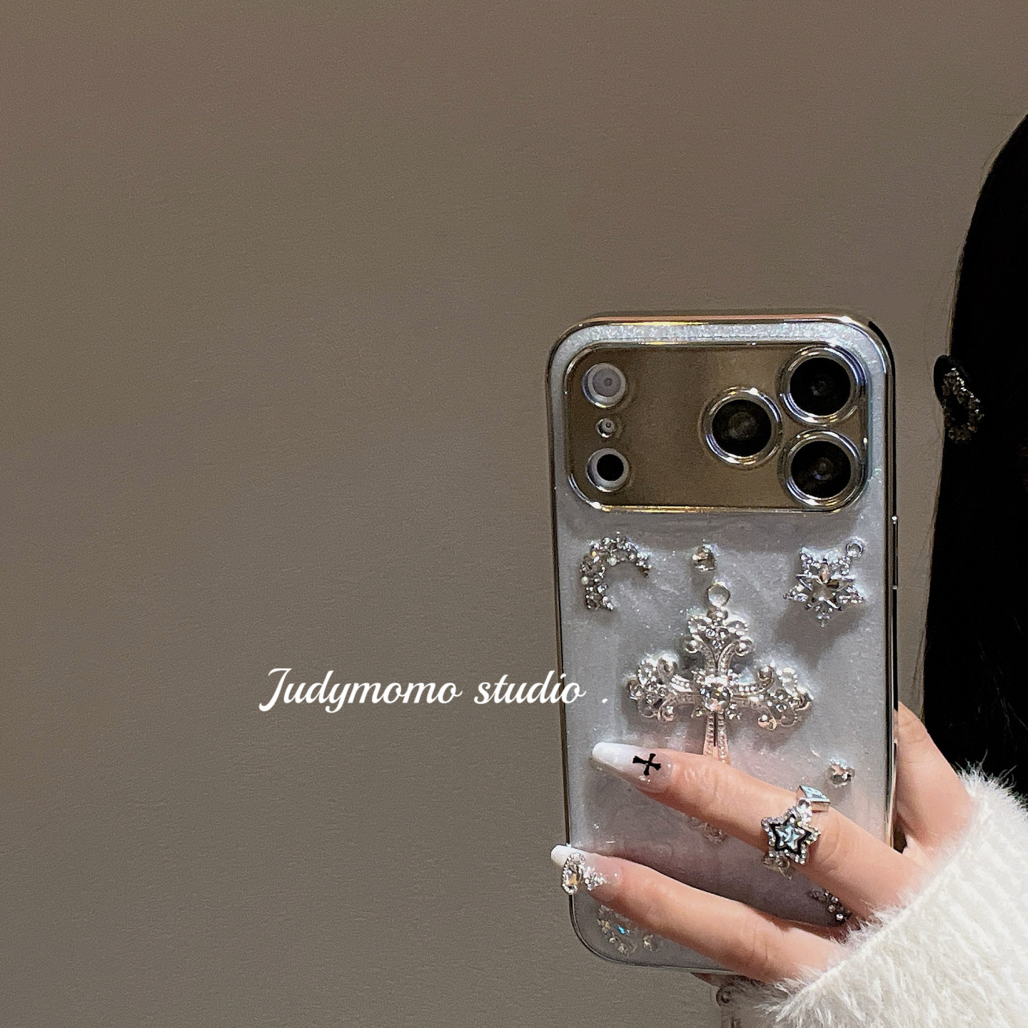 ins冷淡风金属十字架滴胶气质适用iPhone17pro苹果新款16promax手机壳15全包防摔14少女17