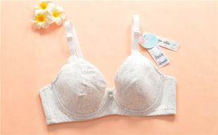 怡兰芬少女文胸女高中生薄款 透气大胸显小大学生聚拢软钢圈内衣