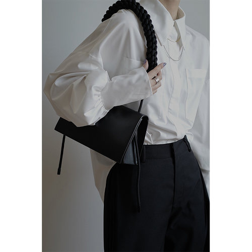 无以幻象泡泡长袖白衬衫