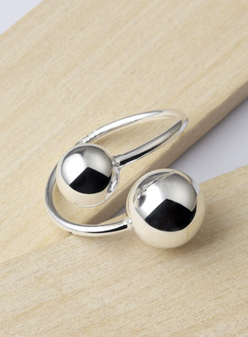 通体纯银不需要量尺寸都可以带