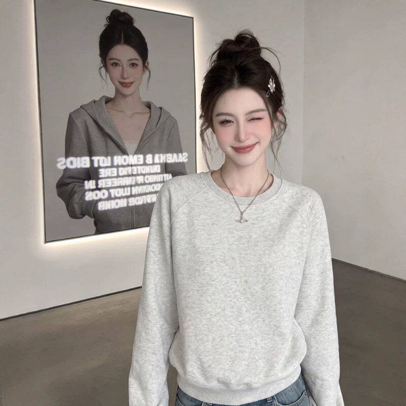 即墨女装卫衣女秋季薄款2026圆领套头棉上衣韩系内搭慵懒风小个子
